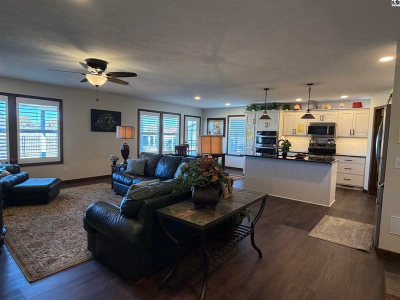 1221 Genesis Dr, Mcpherson, KS 67460