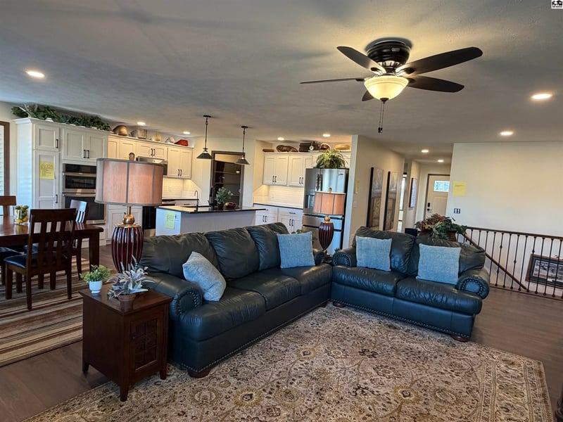 1221 Genesis Dr, Mcpherson, KS 67460