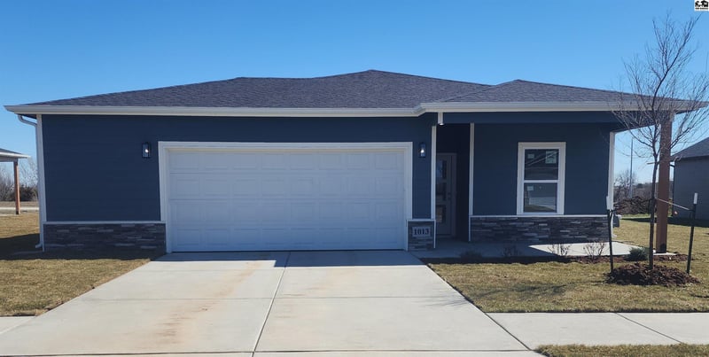 1013 Spring Creek Rd, Mcpherson, KS 67460
