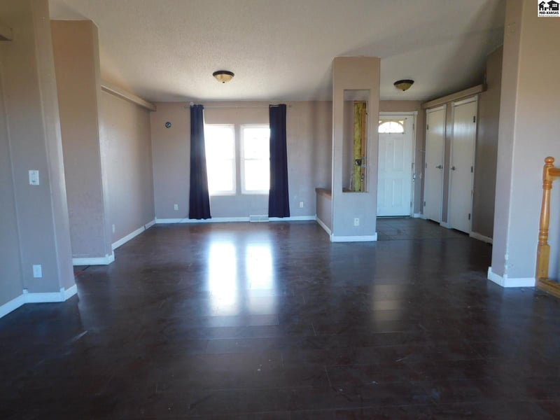 202 Avenue D, South Hutchinson, KS 67505
