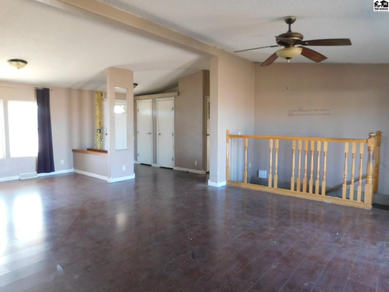 202 Avenue D, South Hutchinson, KS 67505