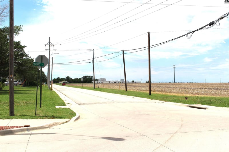 0000 3rd St, Hillsboro, KS 67063