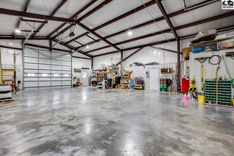 510 Main St, Haven, KS 67543