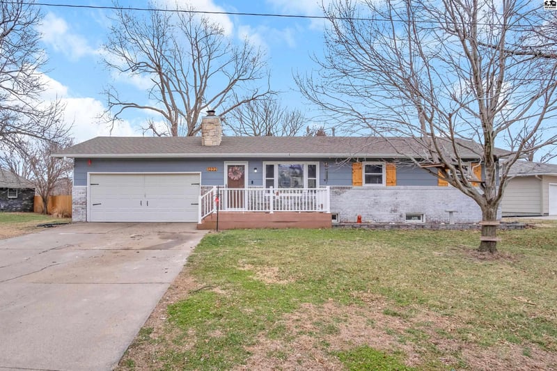 1232 Hulse St, Mcpherson, KS 67460