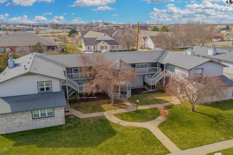 1705 24th Ave, Hutchinson, KS 67502