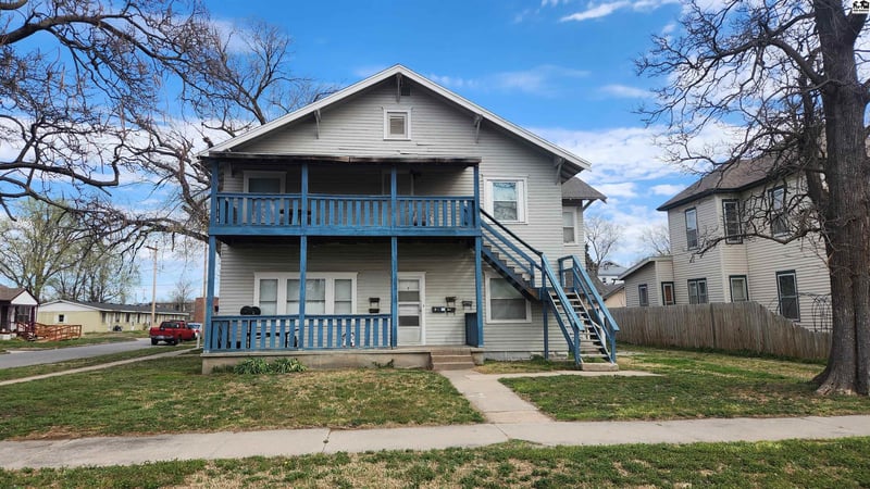 400 Sherman Ave, Hutchinson, KS 67501