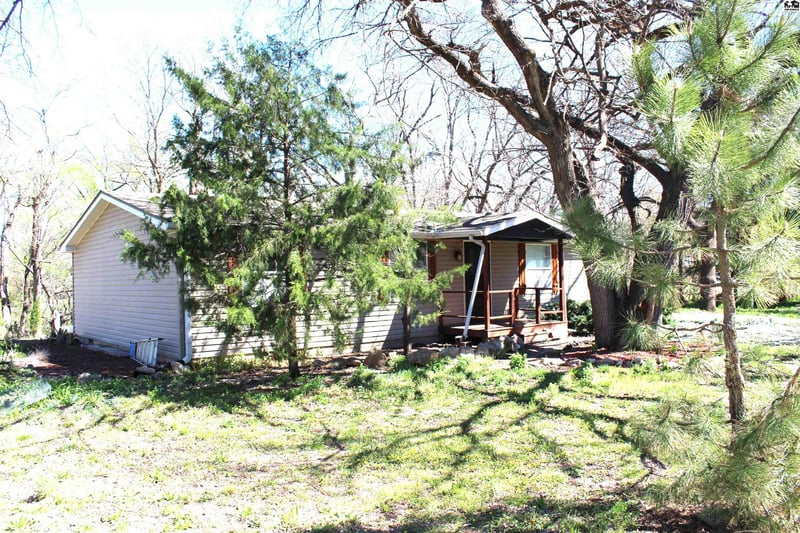 528 Cleveland St, Marion, KS 66861