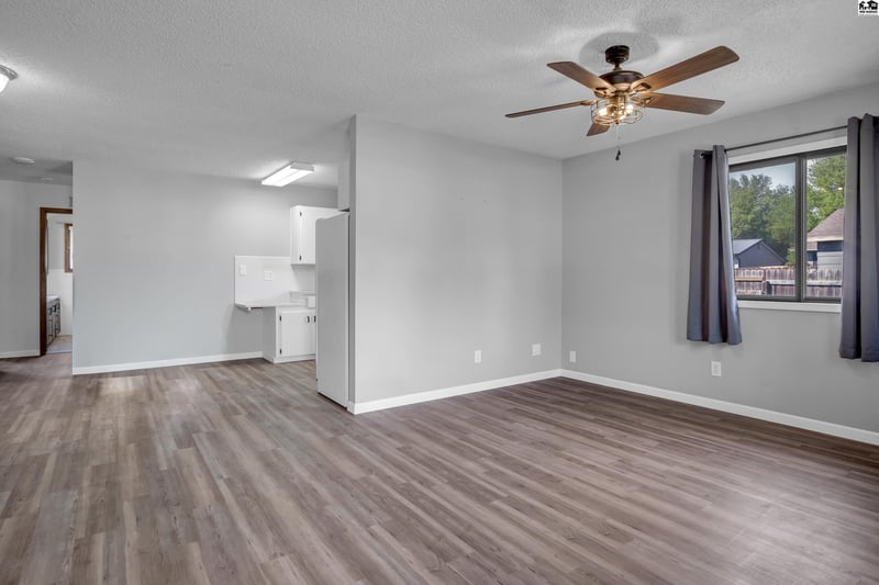 410 Oliver St, Inman, KS 67546