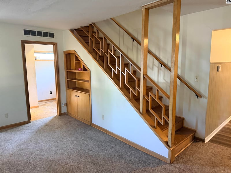 1322 Walnut St, Mcpherson, KS 67460