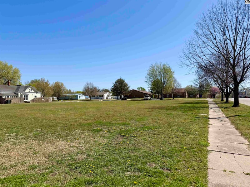 0000 Main St, Haven, KS 67543