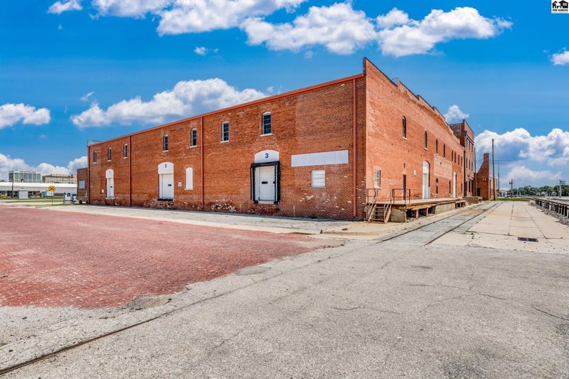 320 Washigton St, Hutchinson, KS 67501