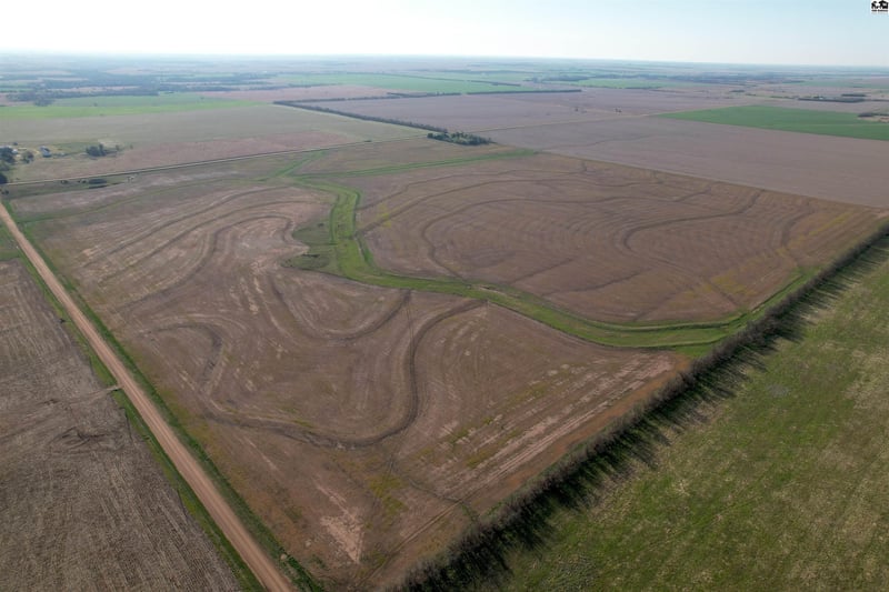 000 Avenue D, Little River, KS 67457