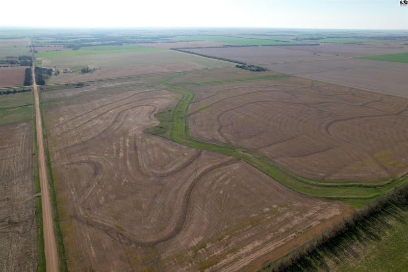 000 Avenue D, Little River, KS 67457