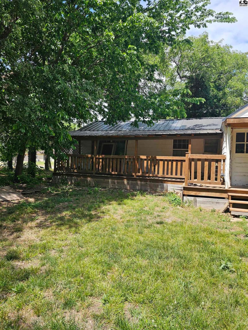 701 Avenue A, Mcpherson, KS 67460