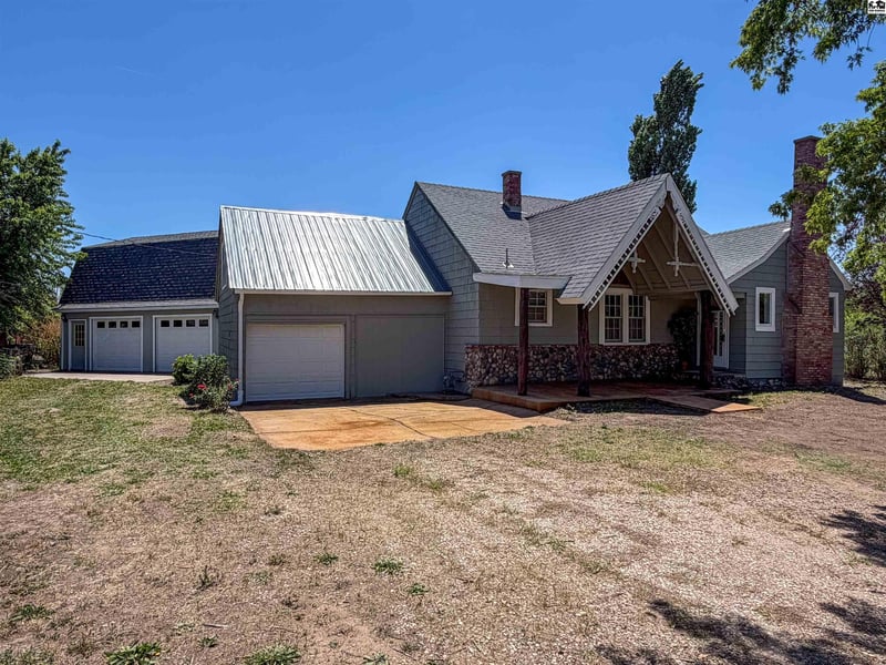1507 26th Ave, Hutchinson, KS 67502