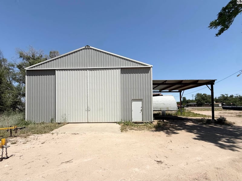 603 Urban Dr, Hutchinson, KS 67501