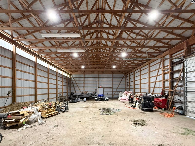 603 Urban Dr, Hutchinson, KS 67501