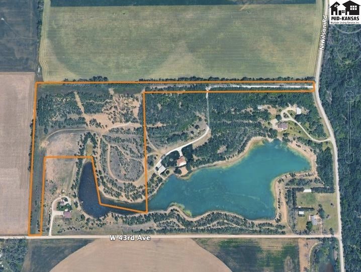 00000 N Wilson Rd, Hutchinson, KS 67502
