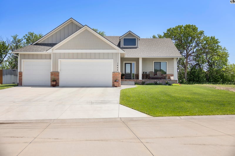 1644 Sonora Dr, Mcpherson, KS 67460