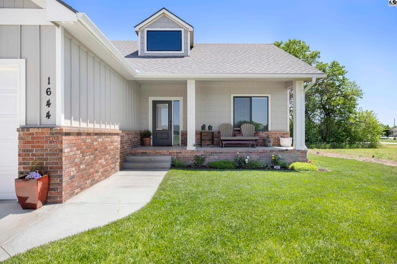 1644 Sonora Dr, Mcpherson, KS 67460