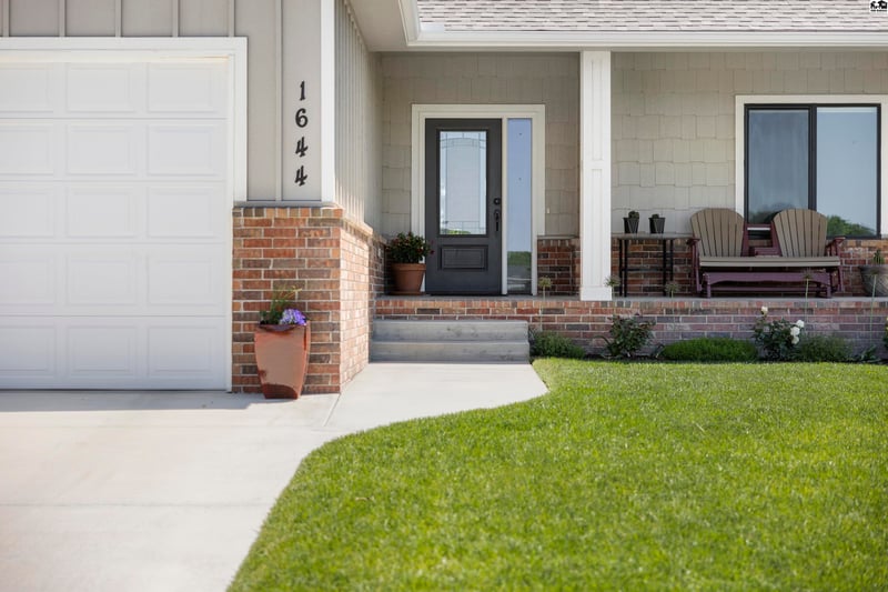 1644 Sonora Dr, Mcpherson, KS 67460