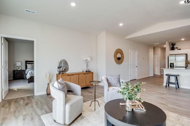 1005 Spring Creek Rd, Mcpherson, KS 67460