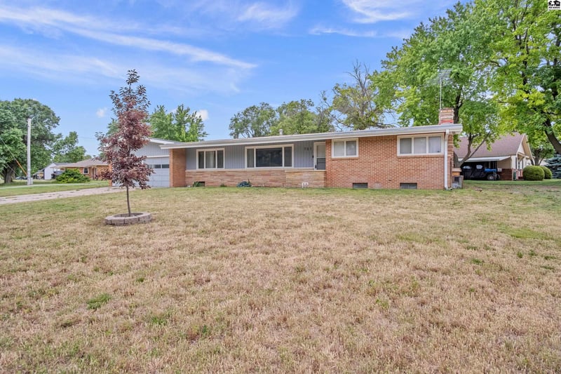 701 Main St, Arlington, KS 67514