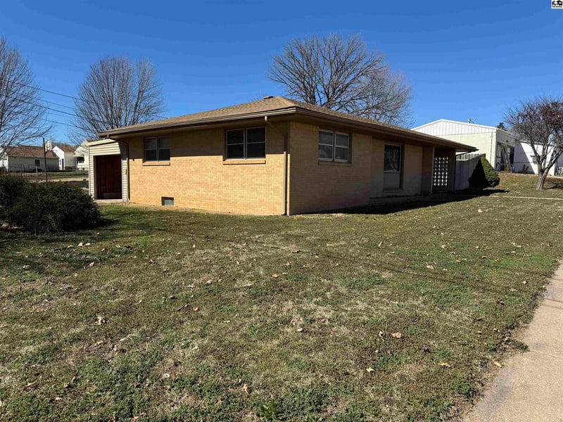 435 Coronado St, Kingman, KS 67068