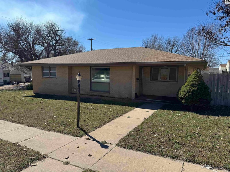 435 Coronado St, Kingman, KS 67068