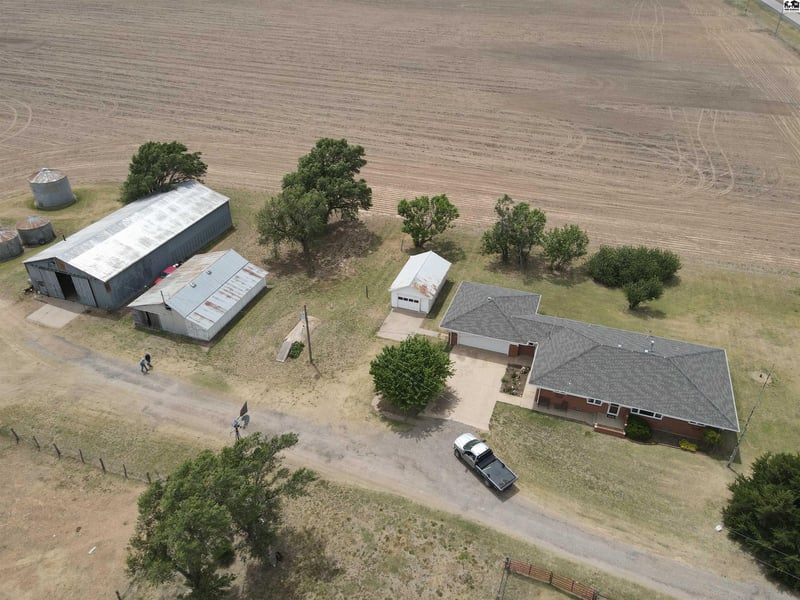 2147 Highway 400 , Mullinville, KS 67109