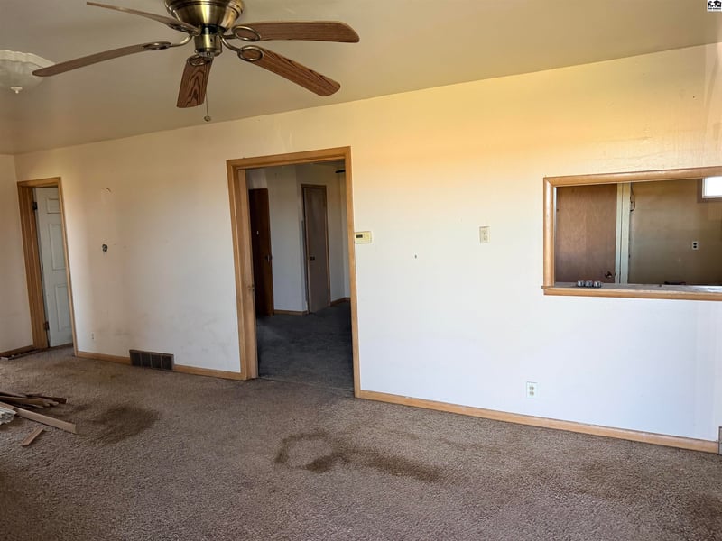 2616 Kiowa Rd, Canton, KS 67428