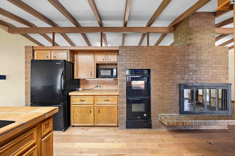 5 Juanita St, South Hutchinson, KS 67505
