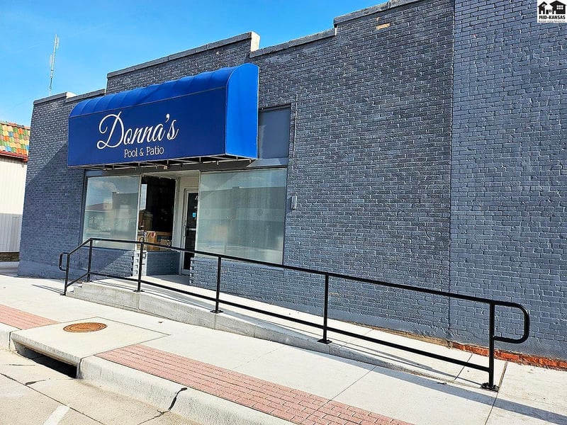 224 Main St, Mcpherson, KS 67460