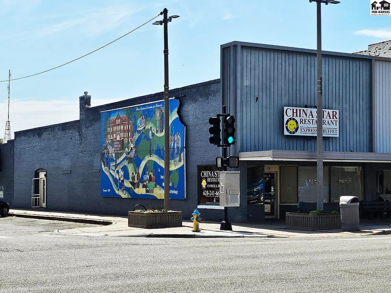 224 Main St, Mcpherson, KS 67460