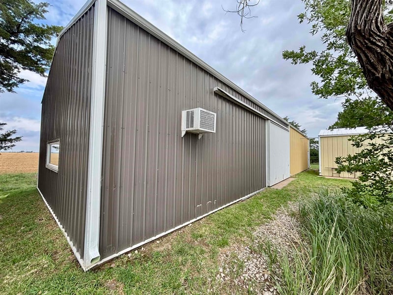 1235 Frontier Rd, Mcpherson, KS 67460