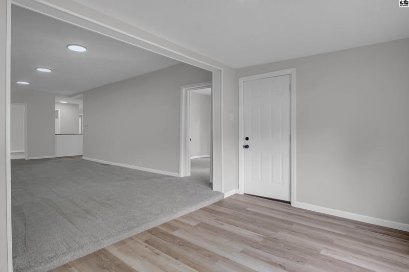 68 Morningside St, South Hutchinson, KS 67505