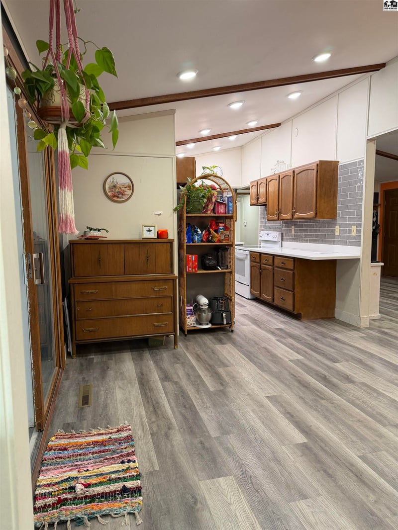 1115 8th St, Pratt, KS 67124