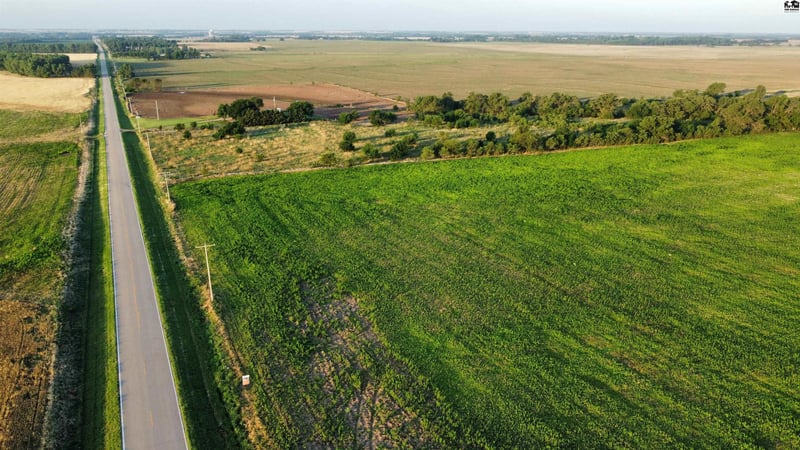 00000 Dean Rd, Pretty Prairie, KS 67570