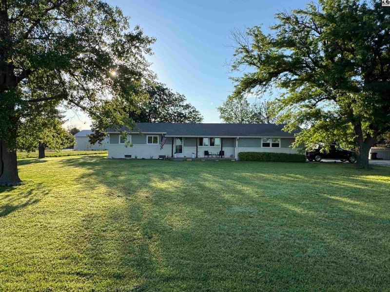 1386 12th Ave, Mcpherson, KS 67460