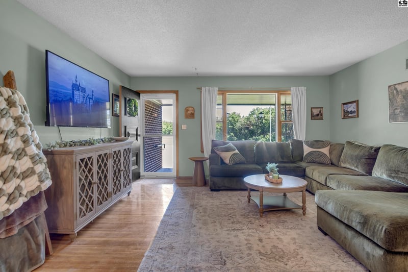 102 Eby St, Mcpherson, KS 67460