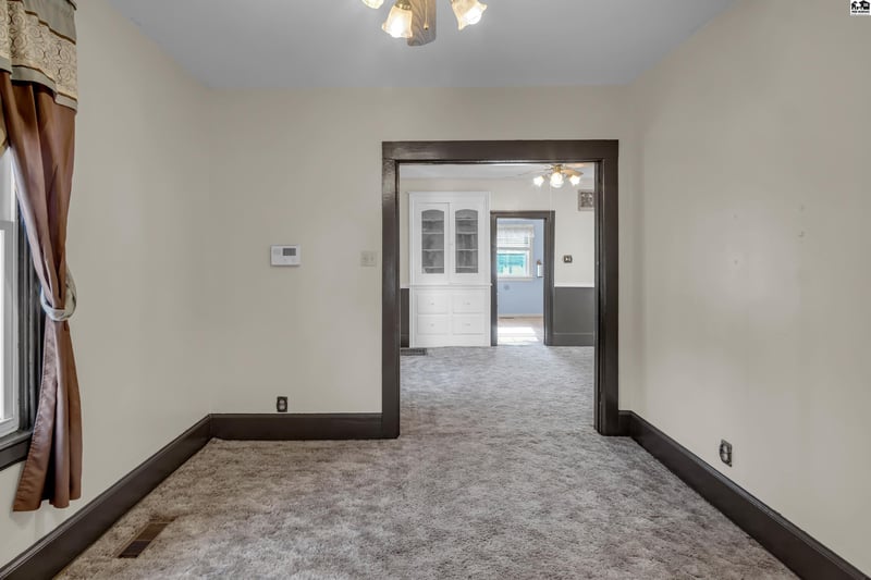 104 S Highland St, Assaria, KS 67416