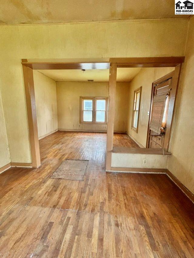 209 Oak St, Mcpherson, KS 67460