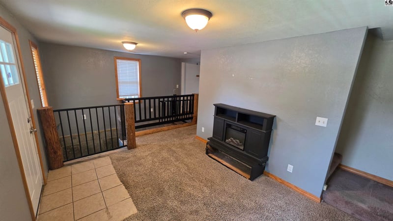 607 S Main St, Mcpherson, KS 67460