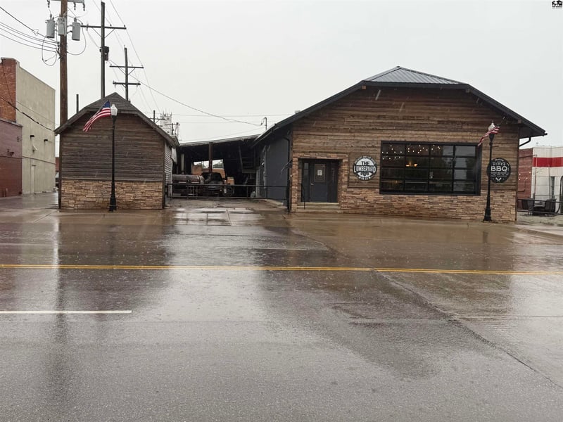 113 Main , Lyons, KS 67554