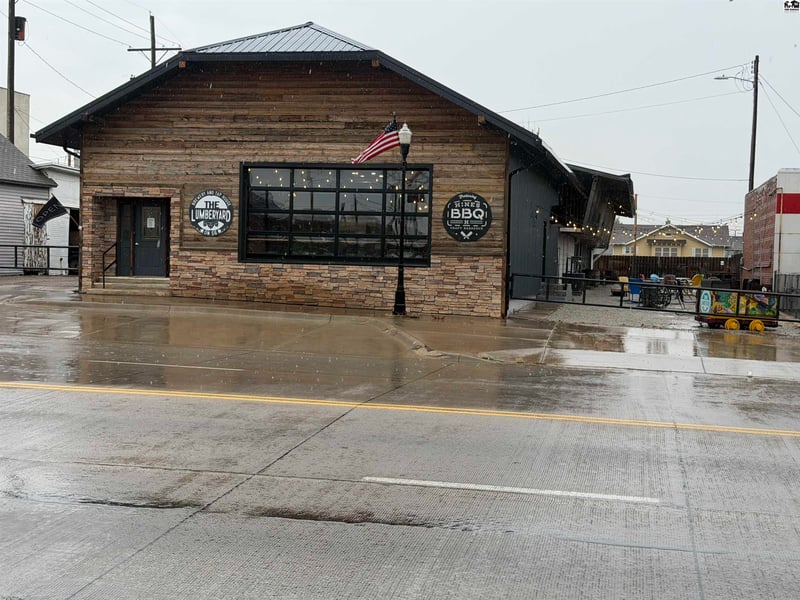 113 Main , Lyons, KS 67554