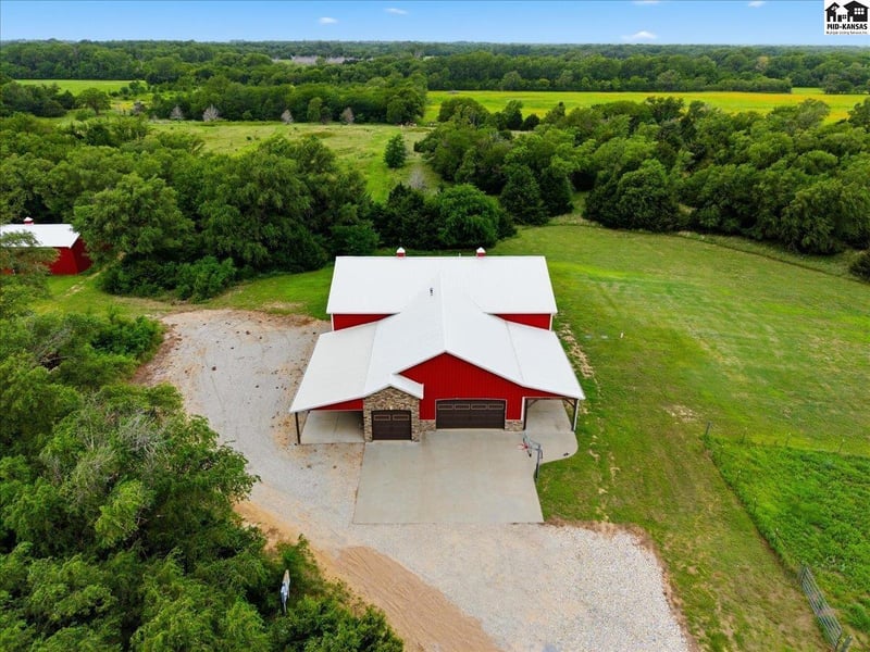 3707 Willison Rd, Buhler, KS 67522