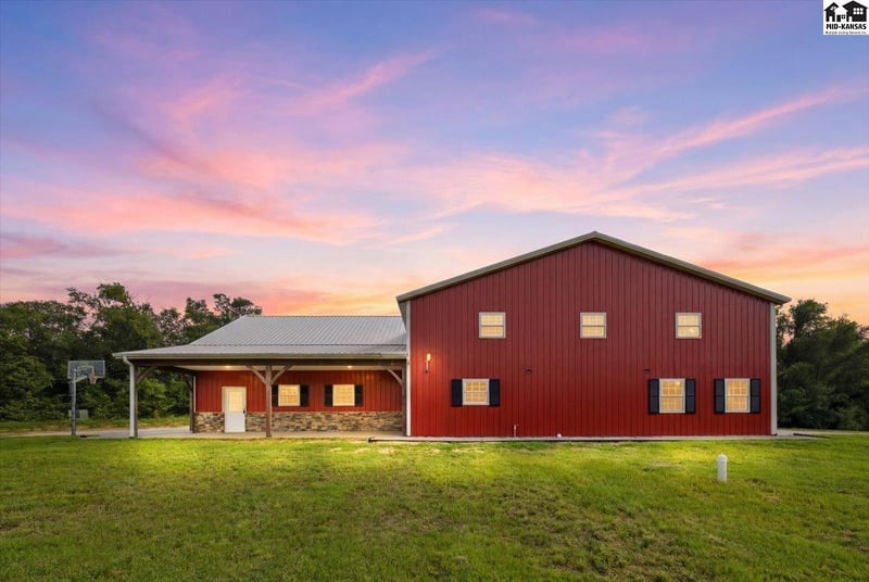 3707 Willison Rd, Buhler, KS 67522
