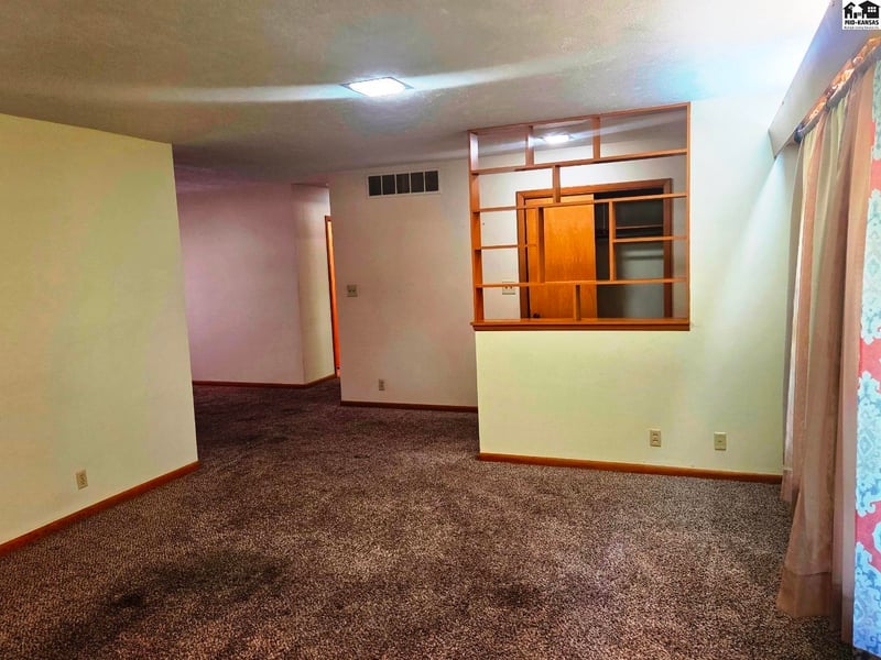 620 Duncan St, Newton, KS 67114