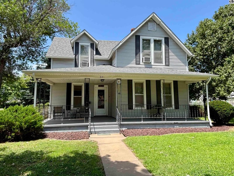 601 Oak St, Mcpherson, KS 67460