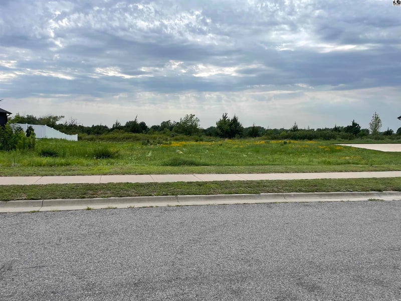 0000 Panorama Dr, Hutchinson, KS 67502